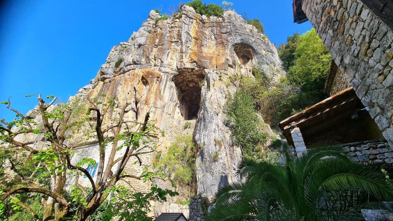 Lou Mouli Di Baou Bed & Breakfast Labeaume Exterior photo