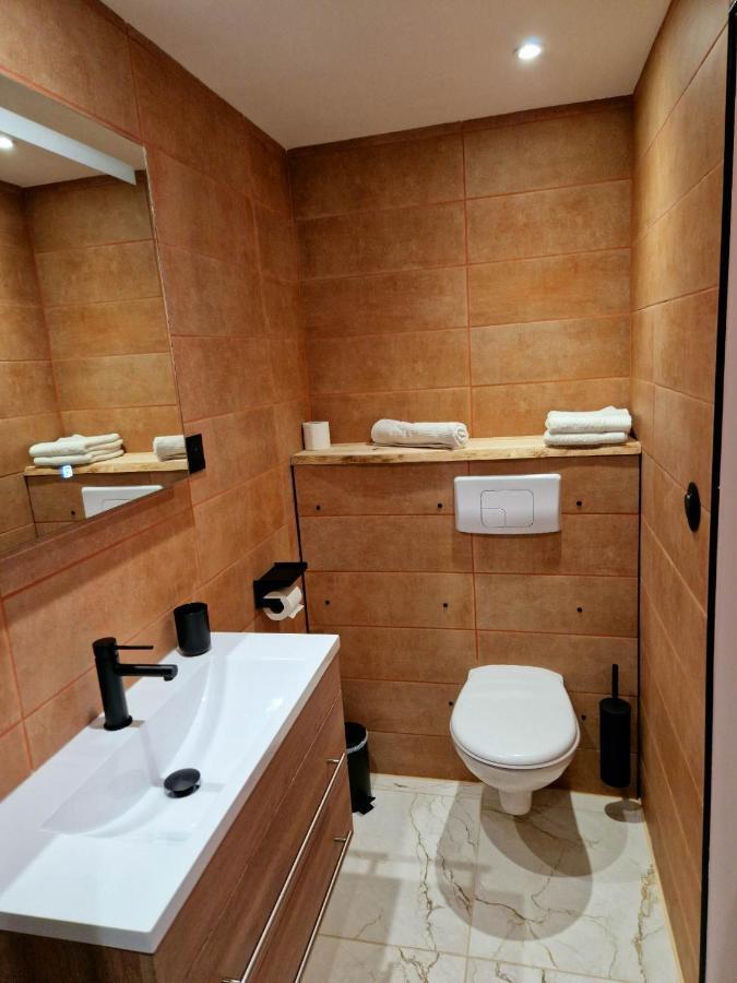 Lou Mouli Di Baou Bed & Breakfast Labeaume Exterior photo
